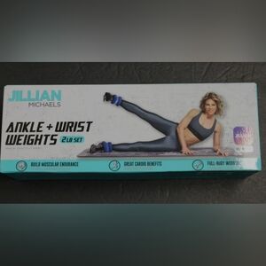 Jillian Michael weights